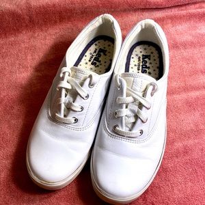 Keds White Leather Lace Up Sneaker Size 6.5